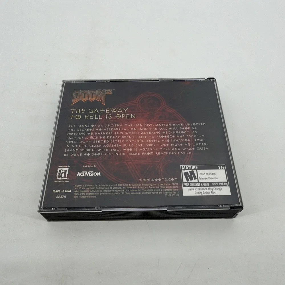 Doom 3 PC Game 2004 id Software Activision First Person Shooter FPS Complete M